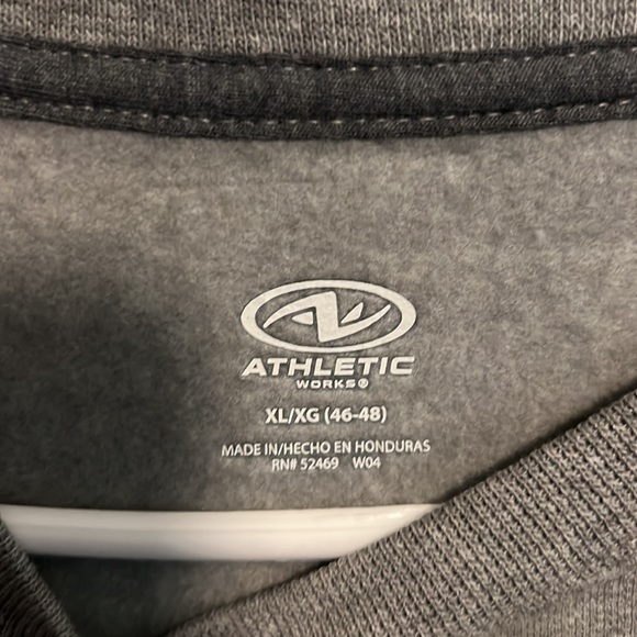 Athletic works custom sweatshirt size XL - Picture 3 of 4